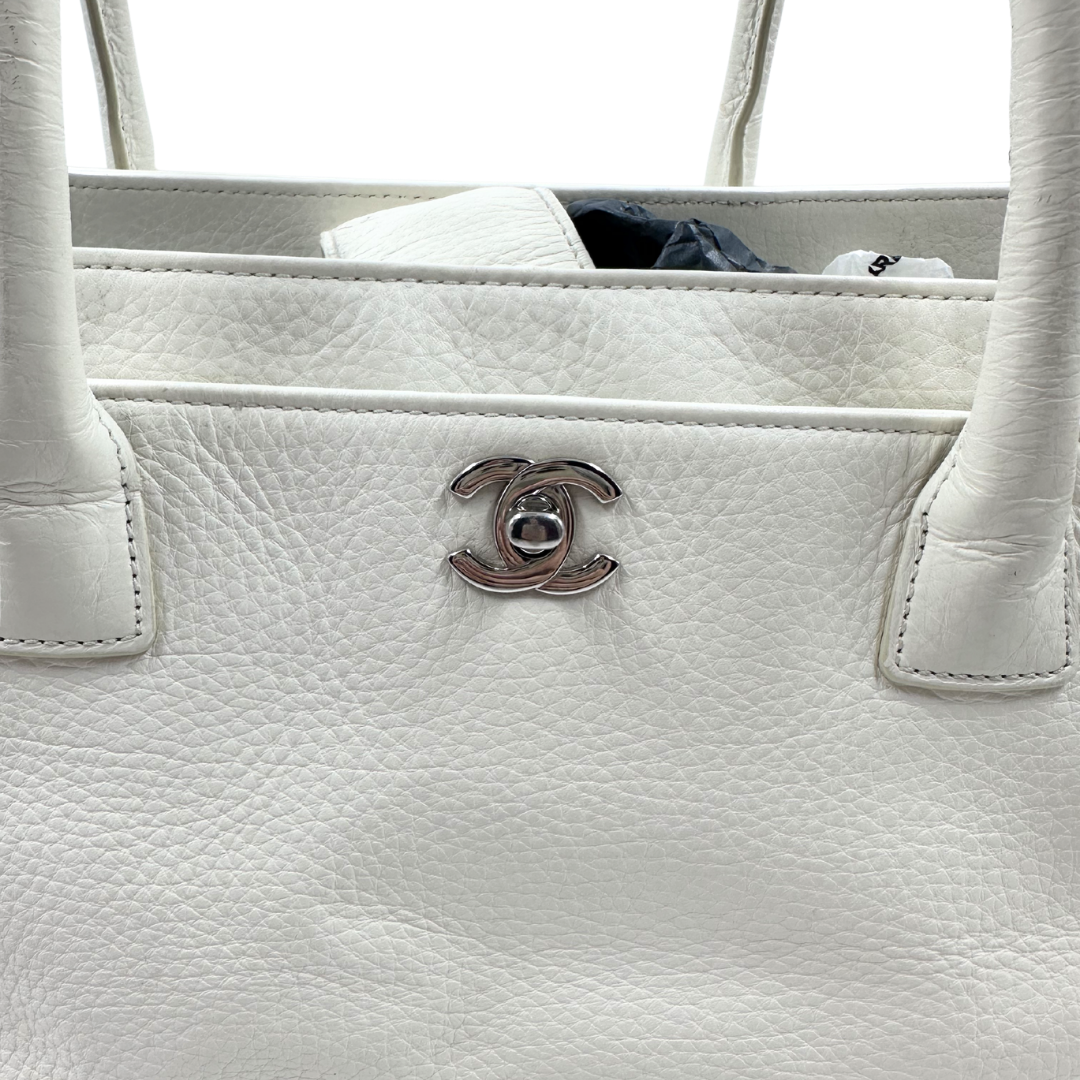 Chanel Exective Tote Two-way bag