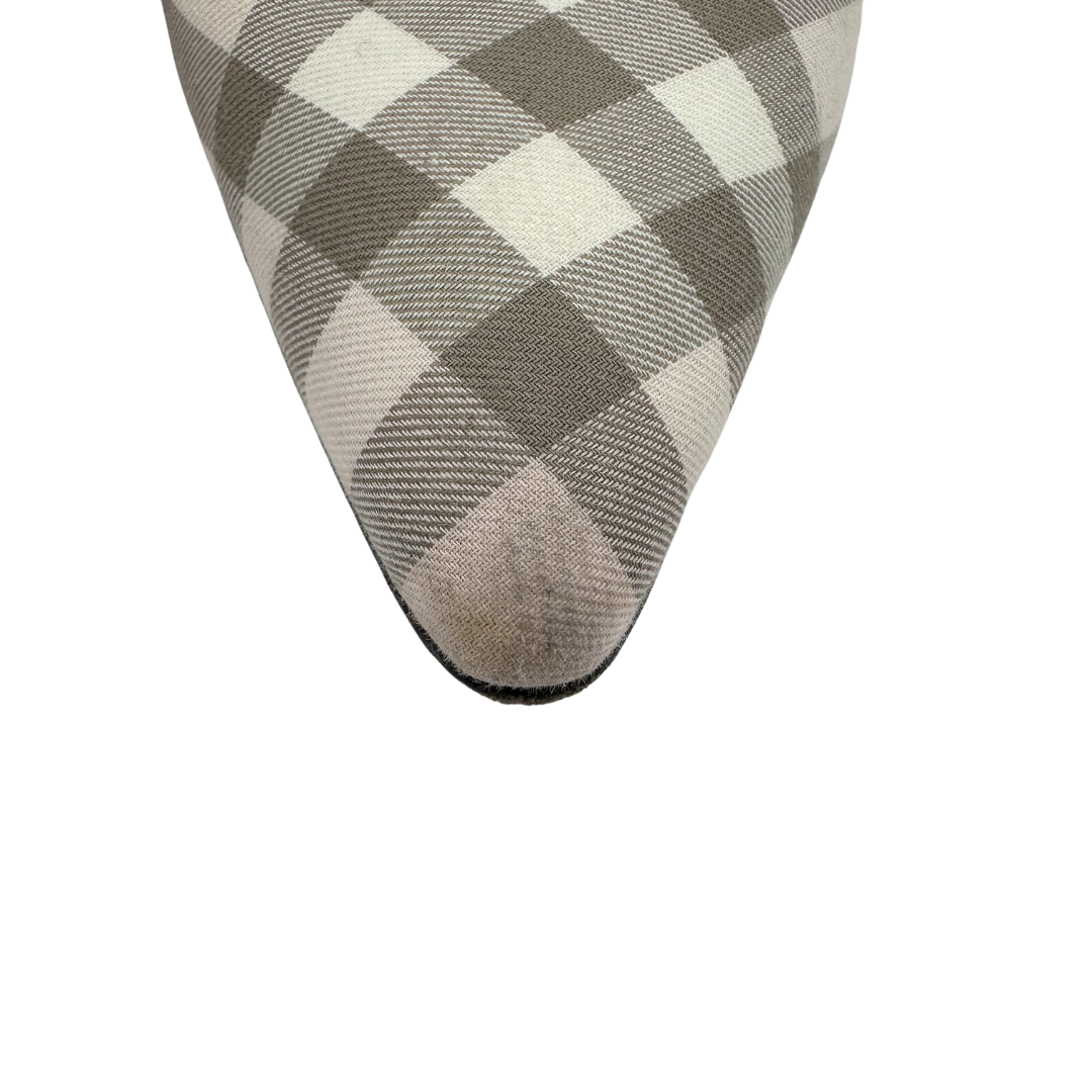 Burberry 39.5 pink/multi Canvas Heels