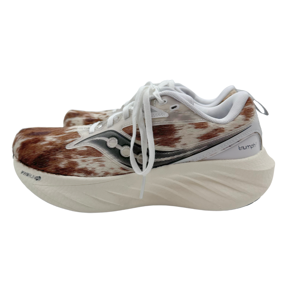 Saucony Triumph 7.5 White/Brown Pony Hair Sneakers