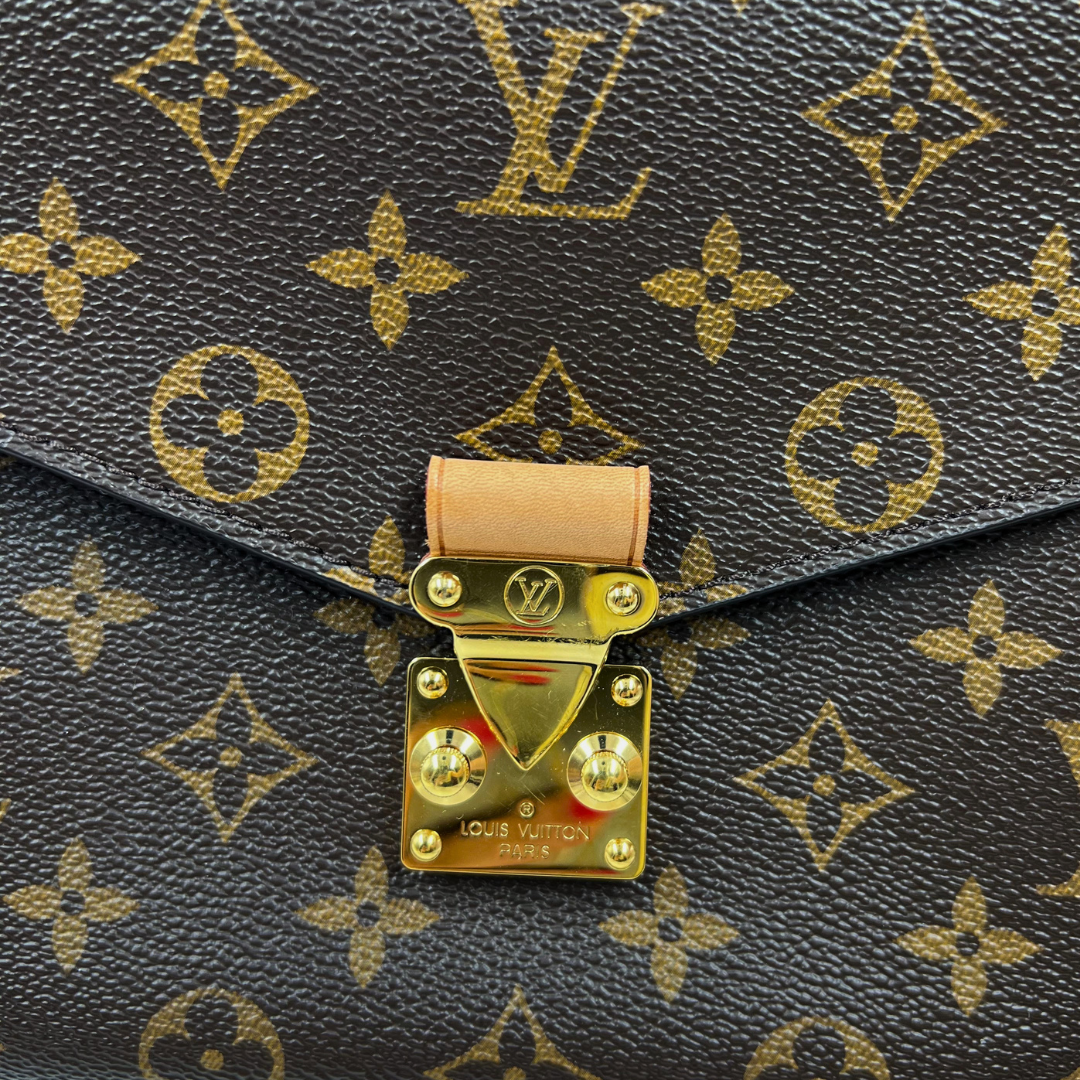 Louis Vuitton Monogram Pochette Metis