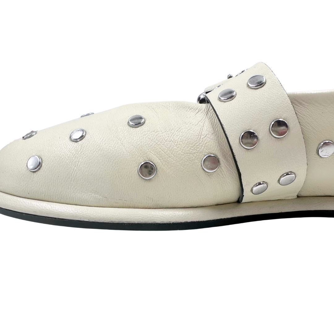 Me + Em 7 37 Cream & Silver Leather Flats