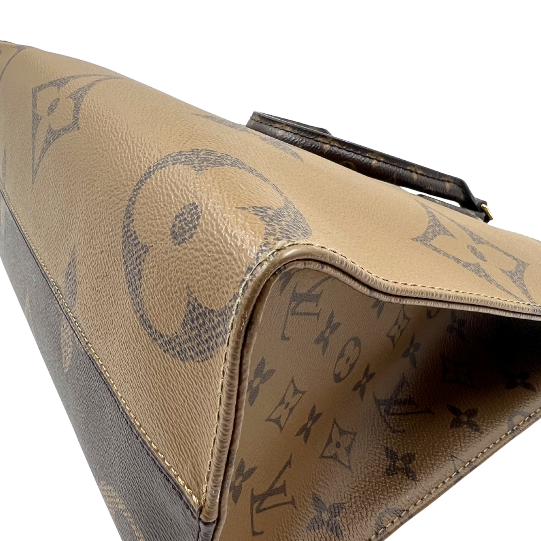 Louis Vuitton OnTheGo MM