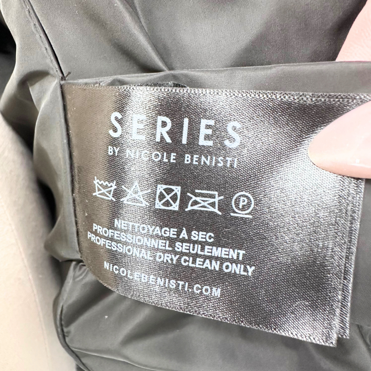 Nicole Benisti Black Jacket (Outdoor)