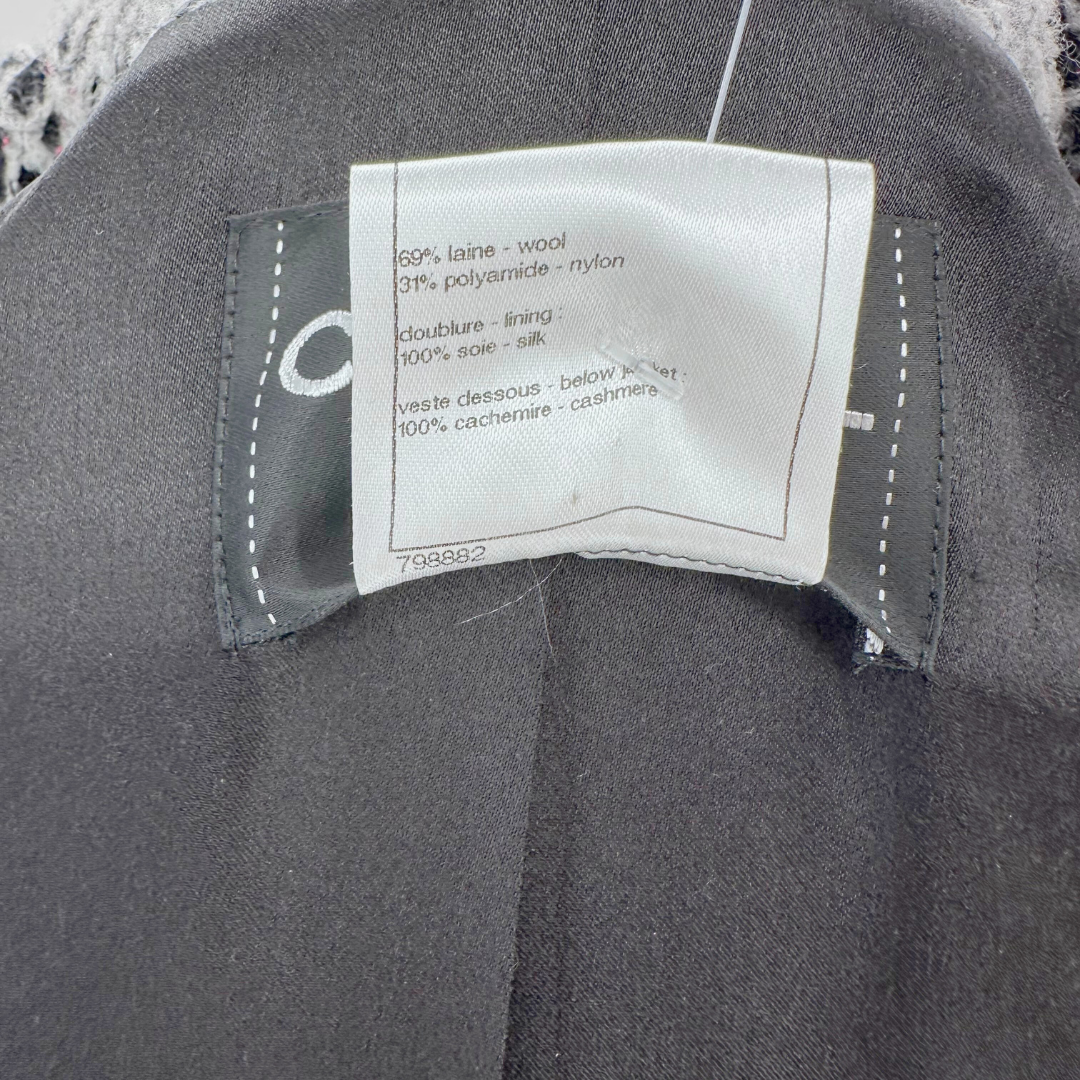 Chanel Size 10 42 Black/white Coat