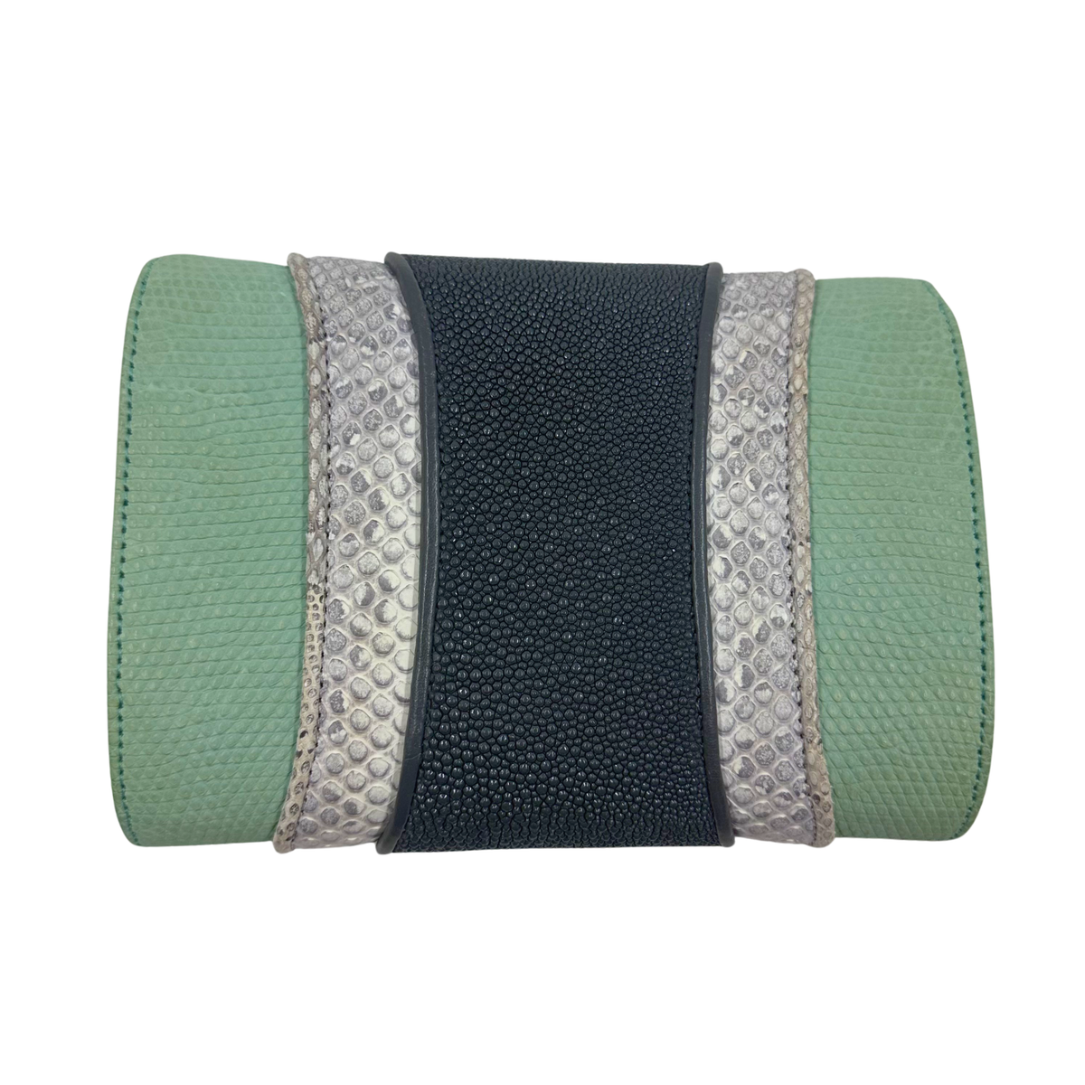 Khirma Eliazov Clutch