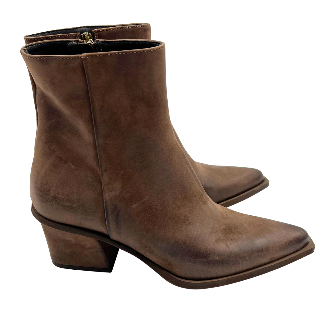 Cordani 41 Brown Suede Booties