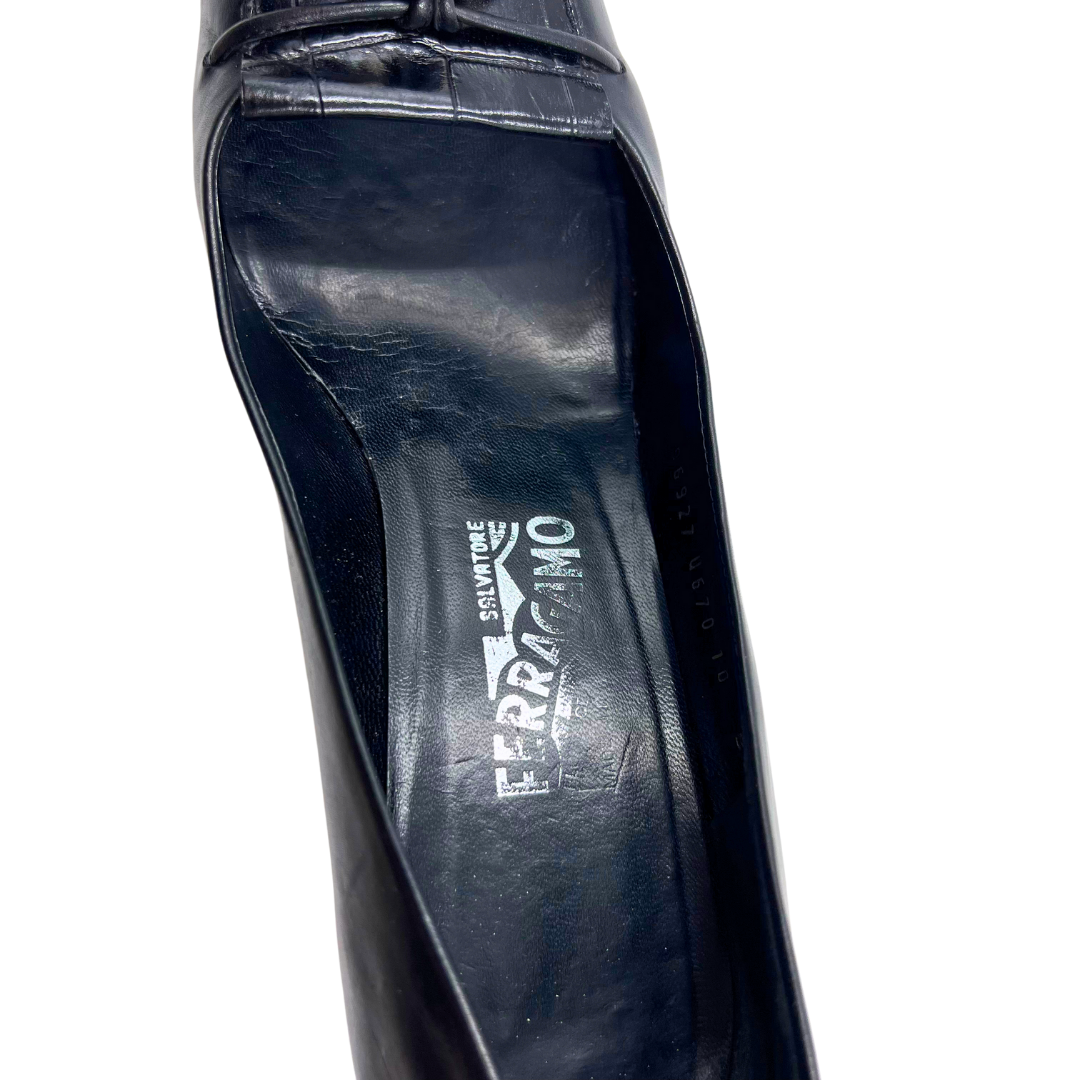 Salvatore Ferragamo 9.5 Black Leather Heels – Chic