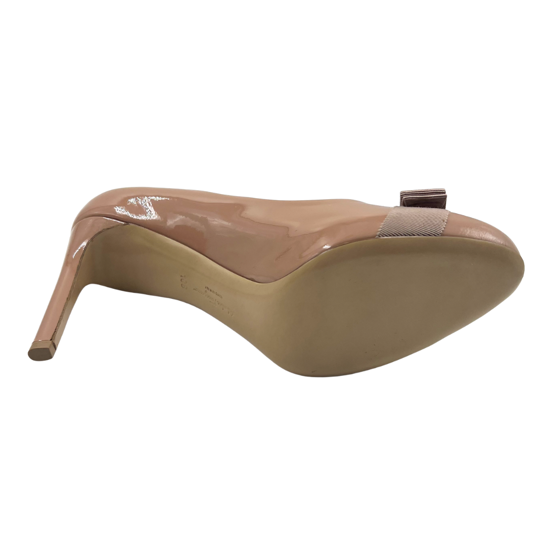 Ferragamo 10 Blush Pumps