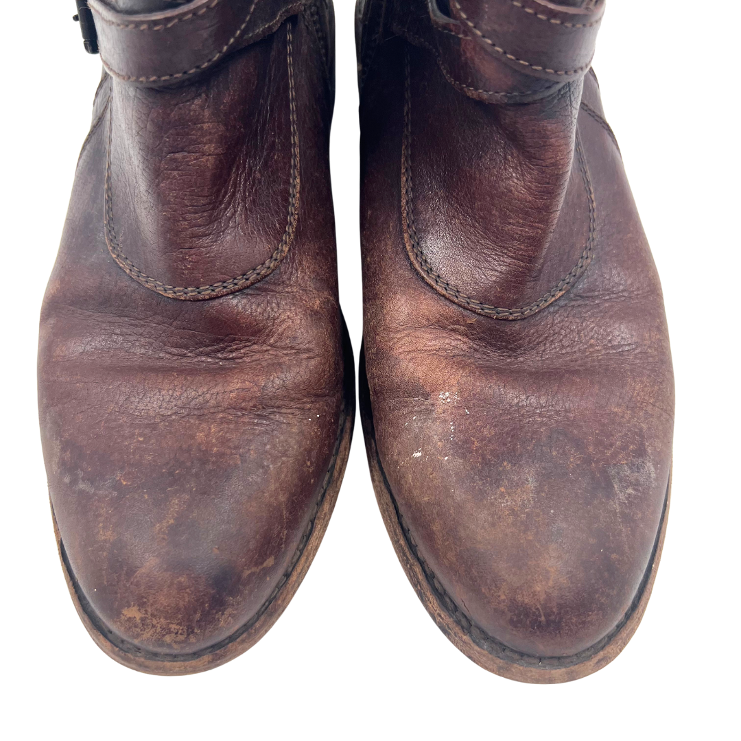 Frye 7 Brown Leather Booties