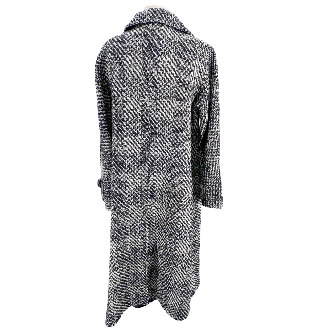 Chanel Size 44 Black/white Coat