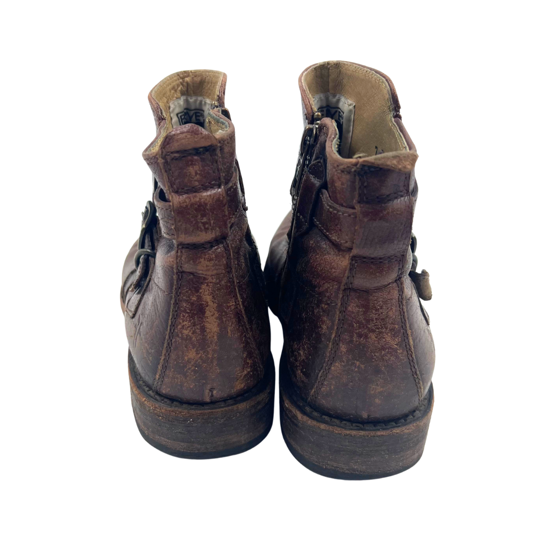Frye 7 Brown Leather Booties