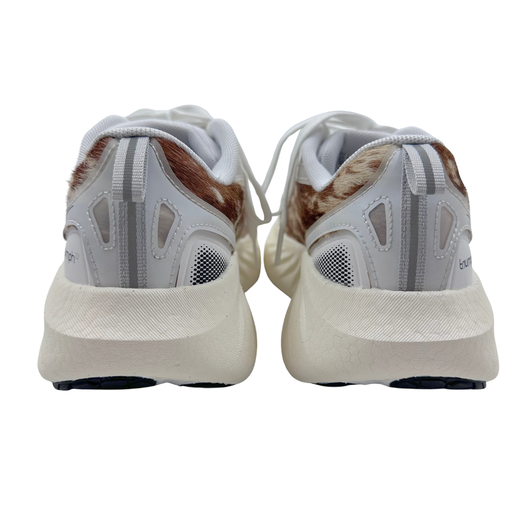 Saucony Triumph 7.5 White/Brown Pony Hair Sneakers