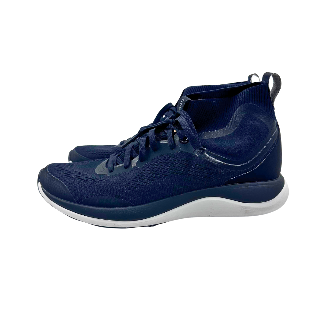 Lululemon 9 Black Canvas Sneakers