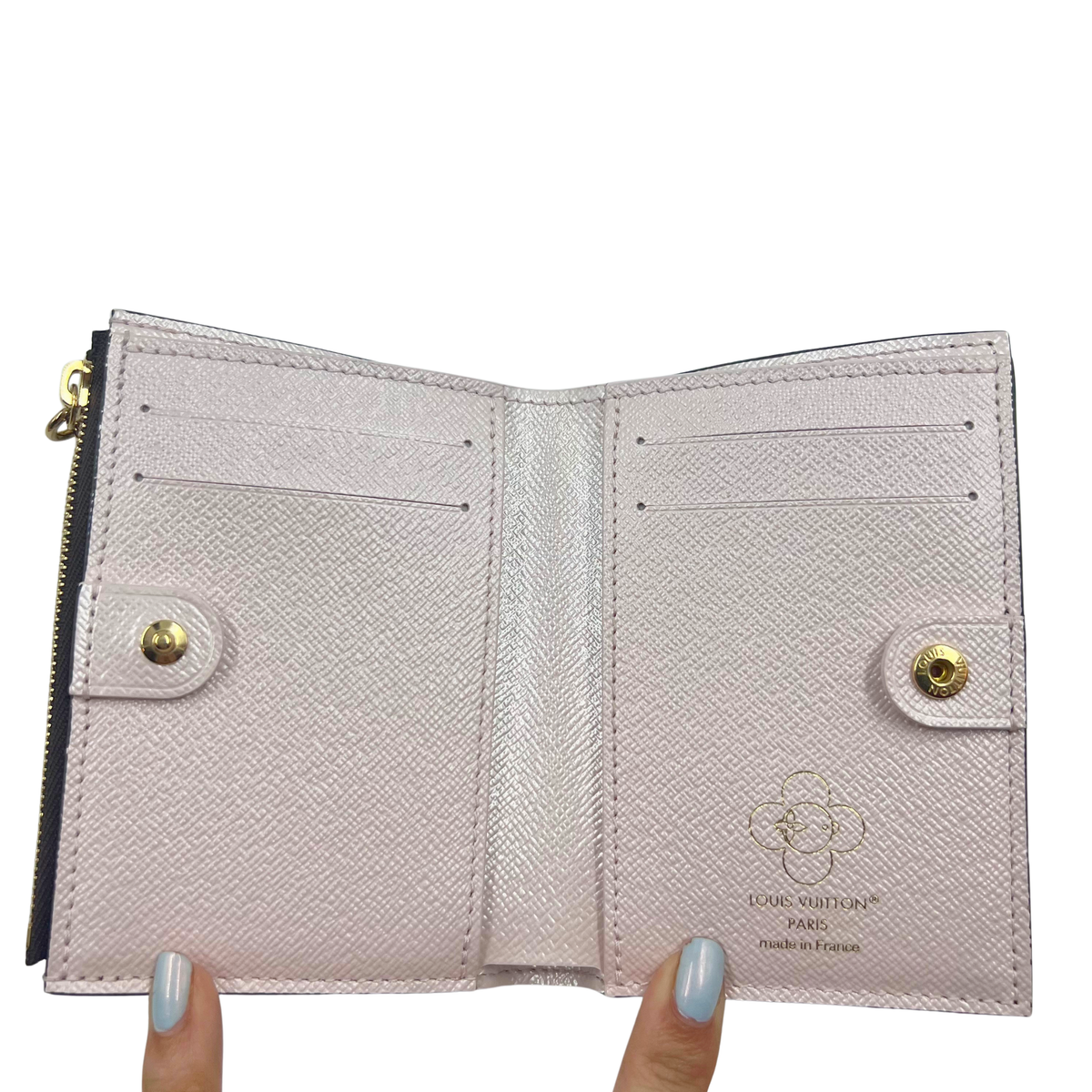 Louis Vuitton Monogram Vivian Snowy Pearl Lisa Wallet