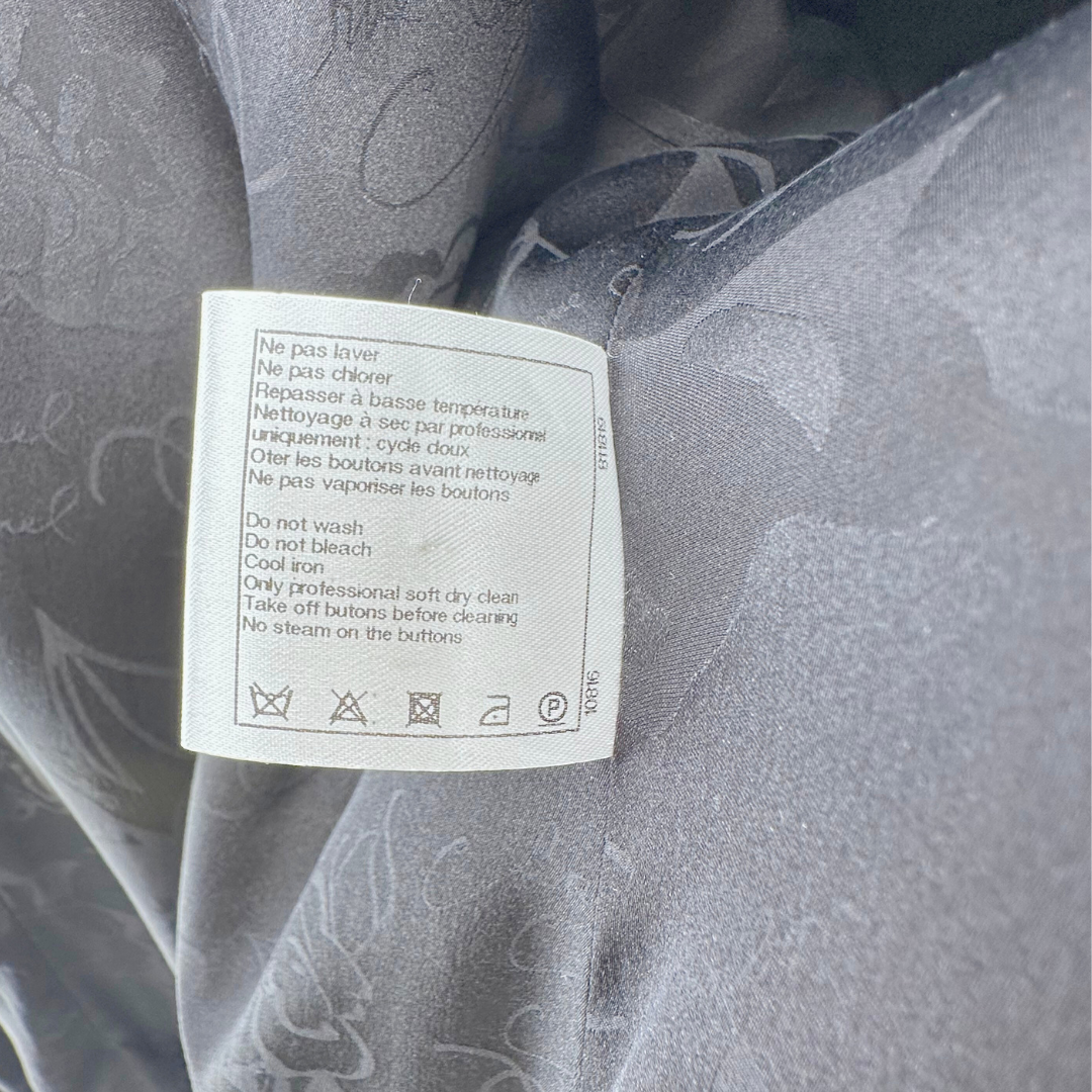 Chanel Size 44 Black/white Coat