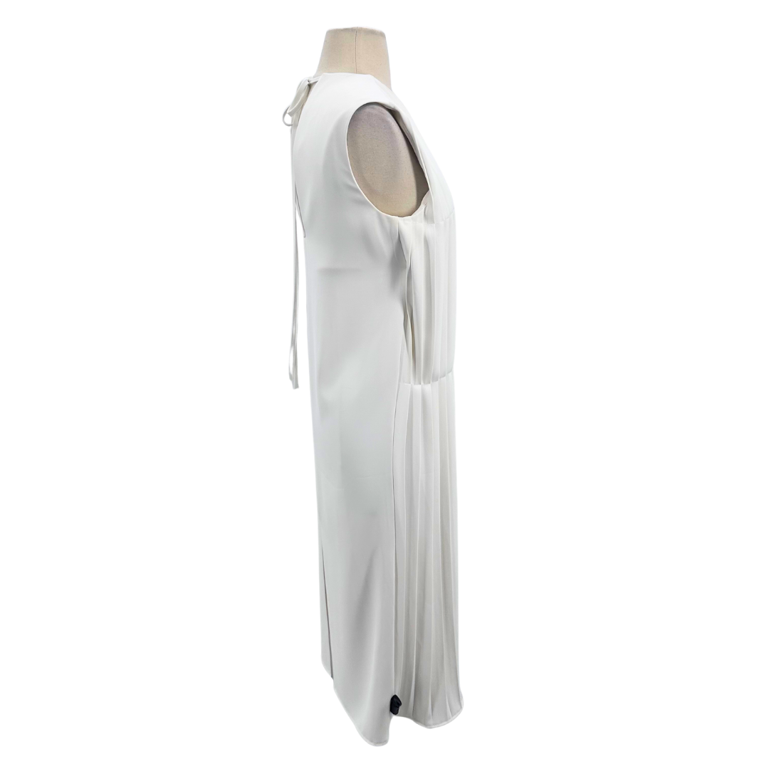 Chic White Dress