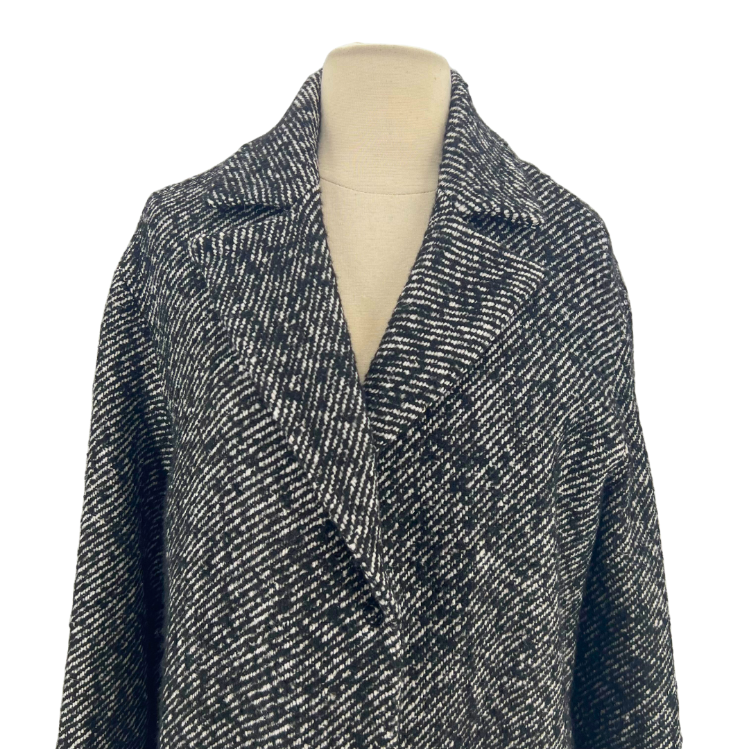 Carla Ponti Luxury Black/white Coat