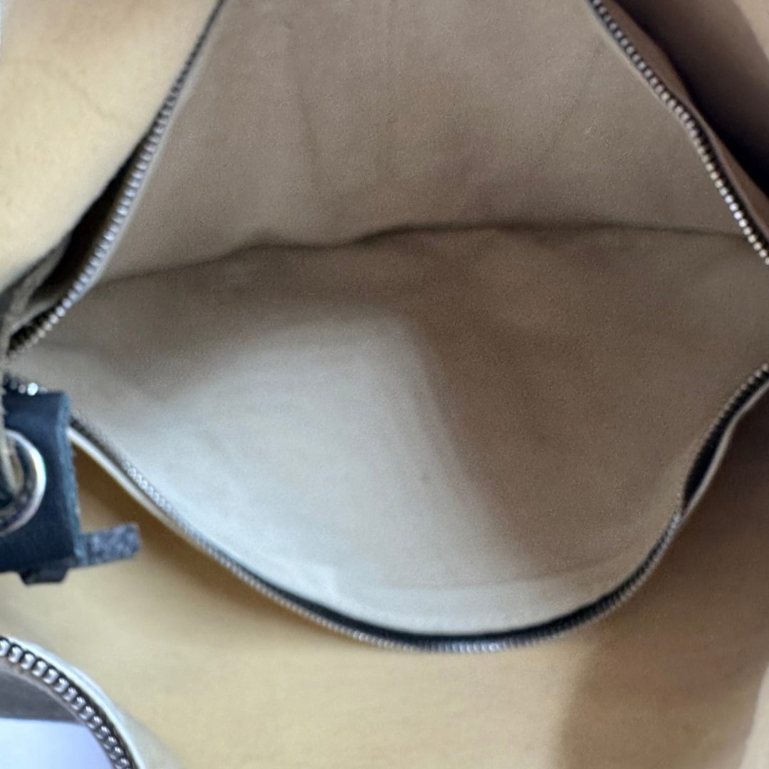 Ackermann Shoulder Bag