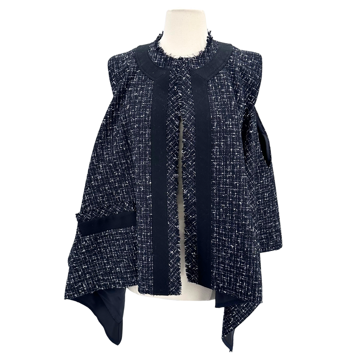 Sacai Black/white Poncho