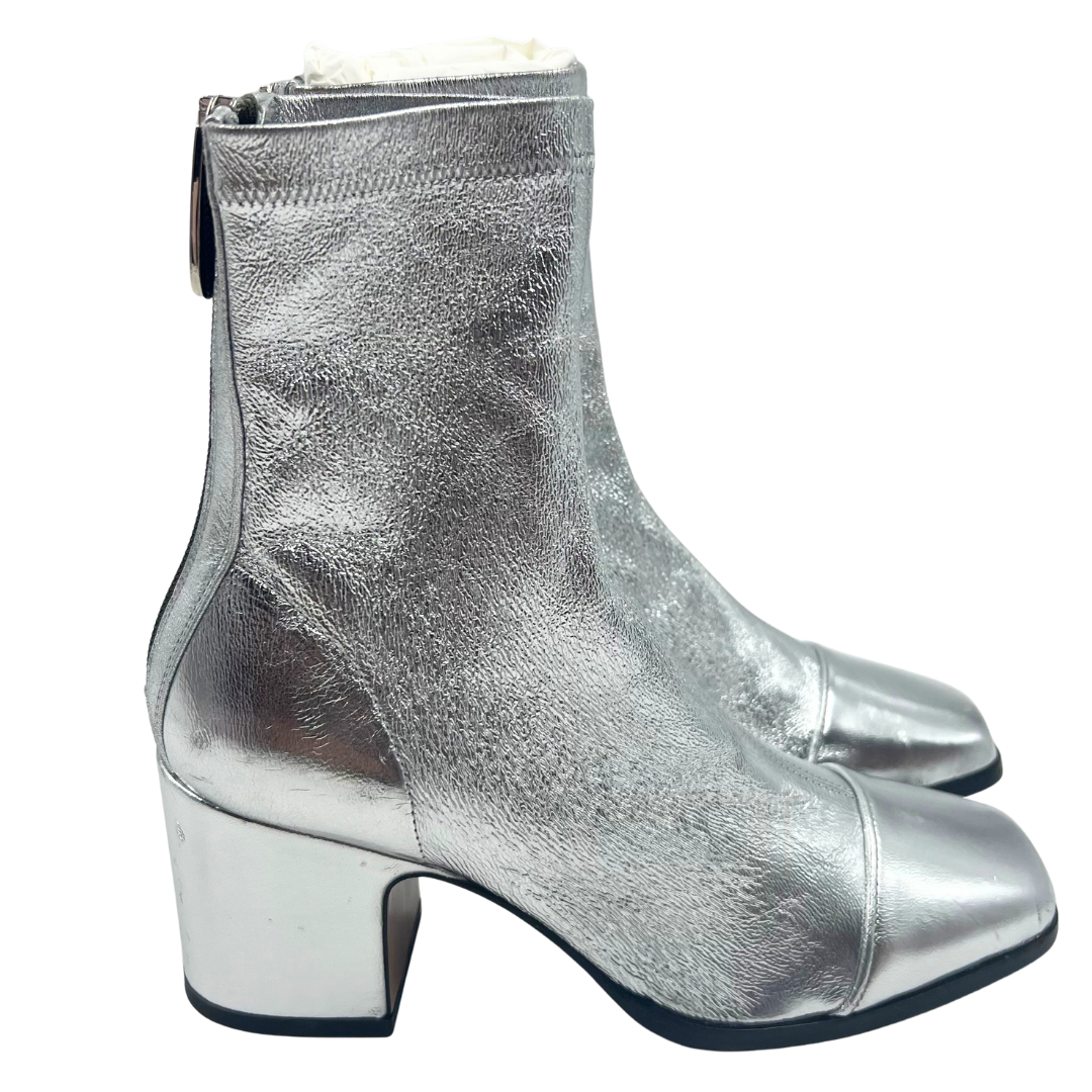 Nomasei 37 Silver Booties