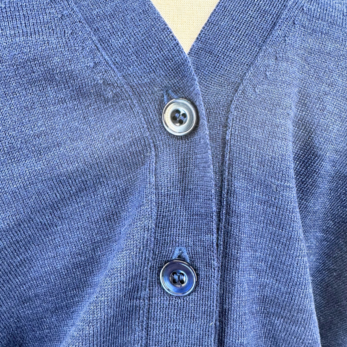 GWYN Size M Indigo Wool Cardigan