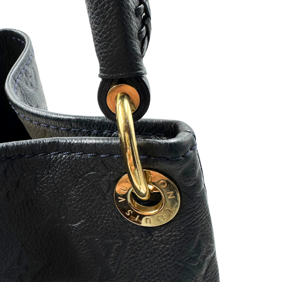 Louis Vuitton Artsy MM Hobo