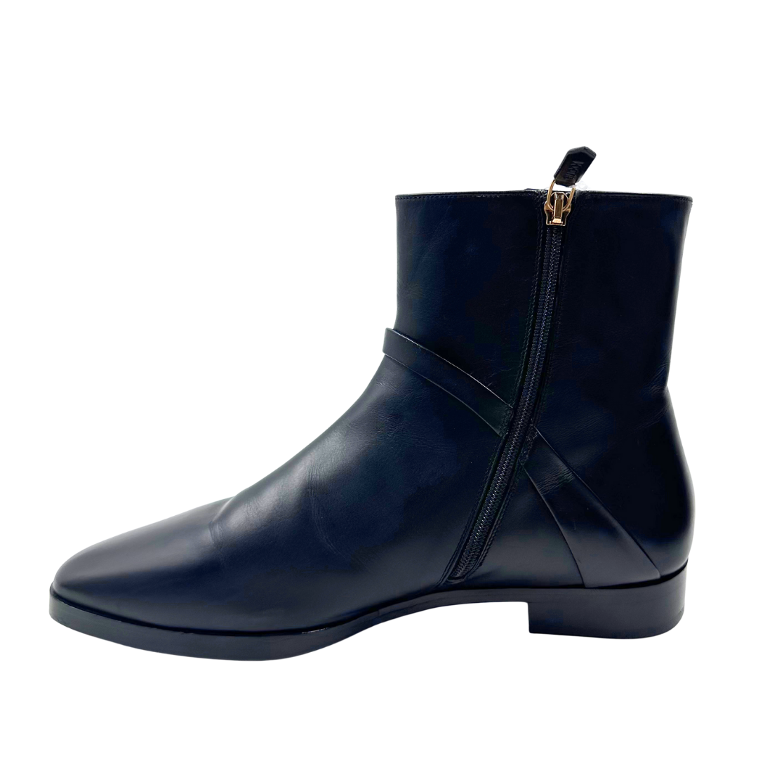 Gucci 9.5 Black Leather Booties