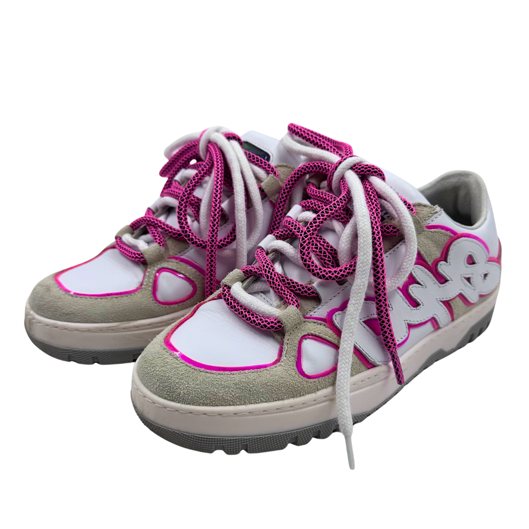 P448 37 White Sneakers