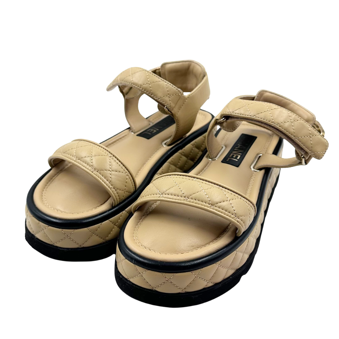 Chanel 6.5/7 37.5 Tan/Black Lambskin Sandals