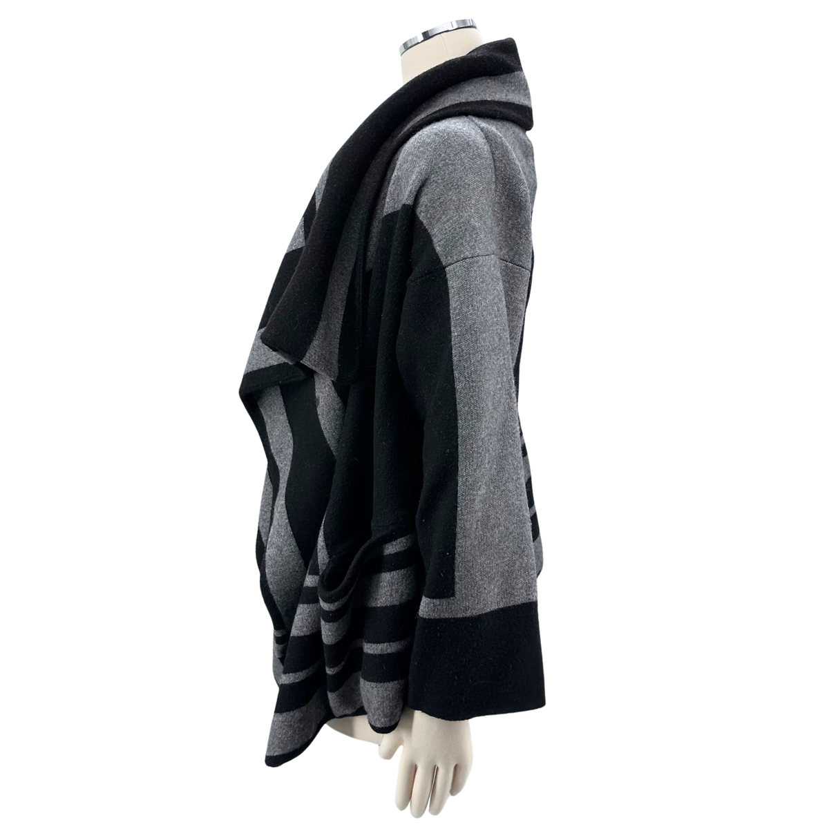 Burberry Grey/Black Coat