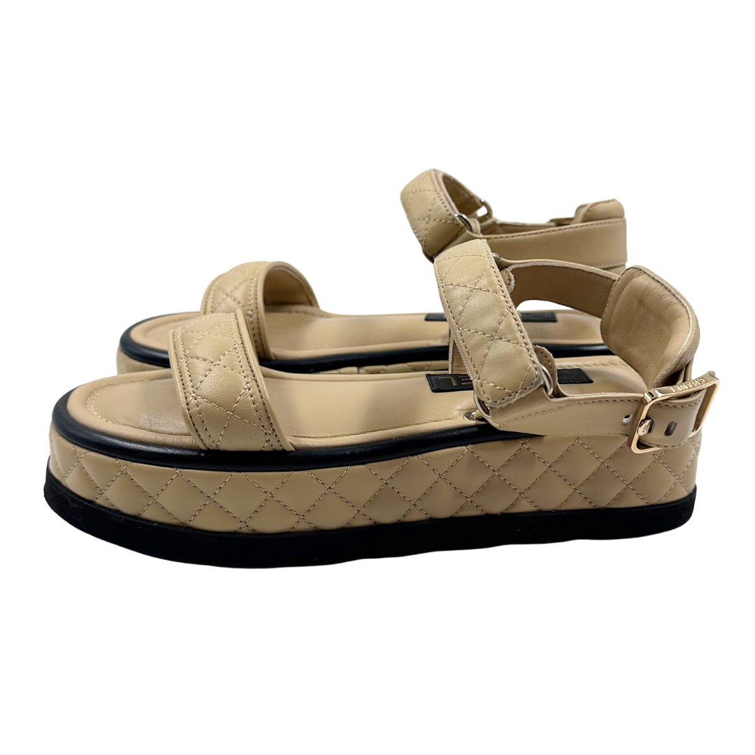 Chanel 6.5/7 37.5 Tan/Black Lambskin Sandals