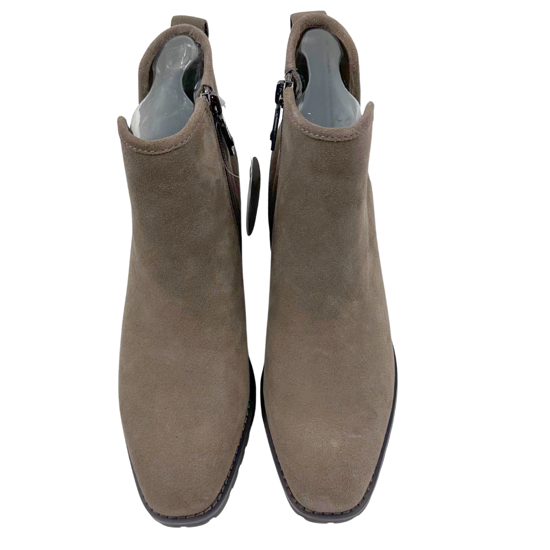 Blondo 7.5 Grey Suede Boots