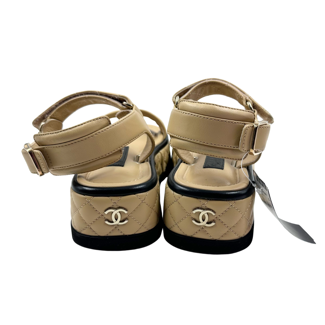 Chanel 6.5/7 37.5 Tan/Black Lambskin Sandals