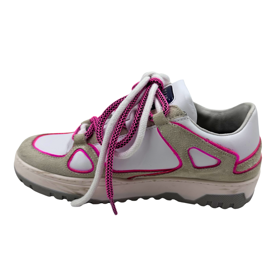 P448 37 White Sneakers