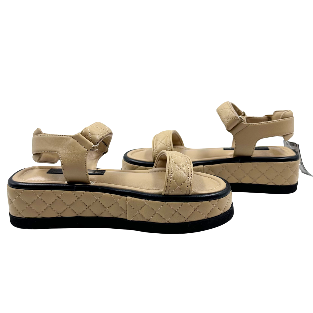 Chanel 6.5/7 37.5 Tan/Black Lambskin Sandals