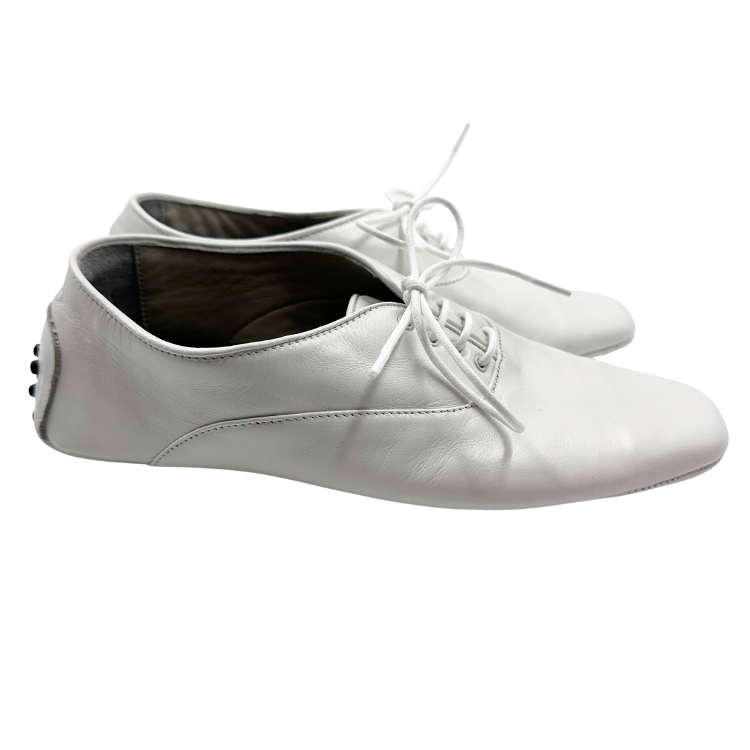 Essen 37 White Leather Flats