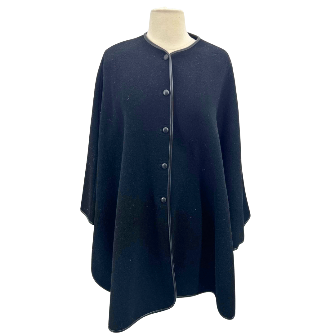 Vivipaco Black Poncho