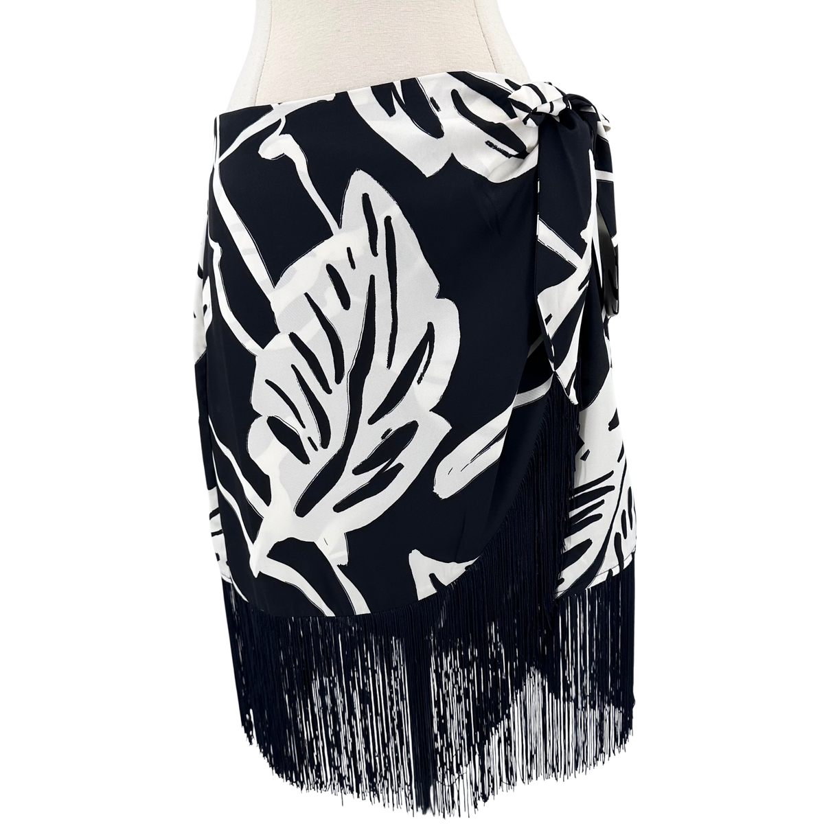 INC Black/white Skirt