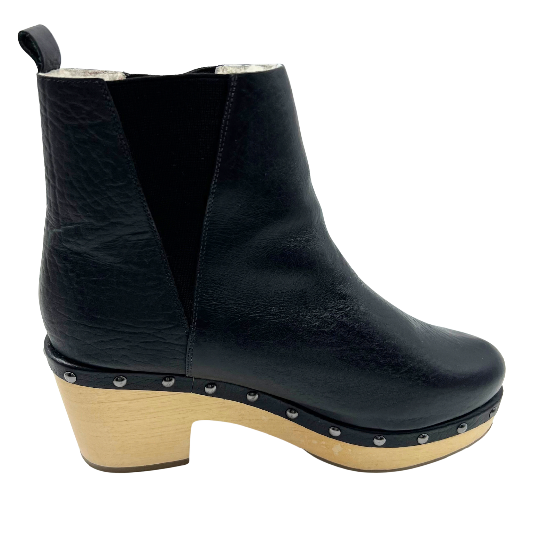 the odells 9 40 Black/Tan Leather Clogs