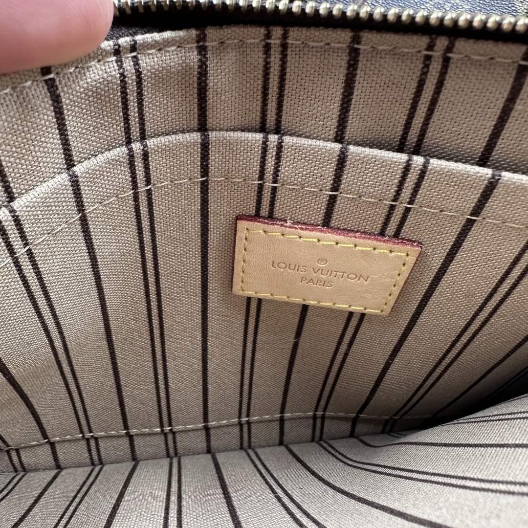 Louis Vuitton Neverfull GM Tote