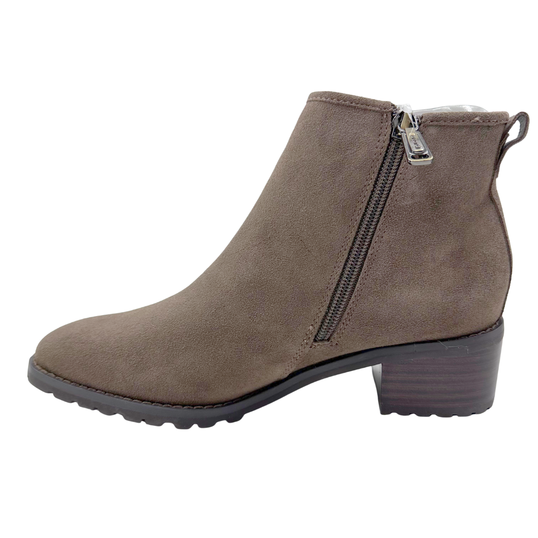 Blondo 7.5 Grey Suede Boots