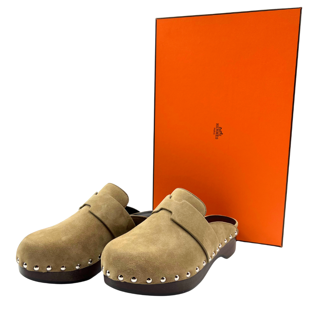 Hermes 5 35 Wheat Suede Clogs