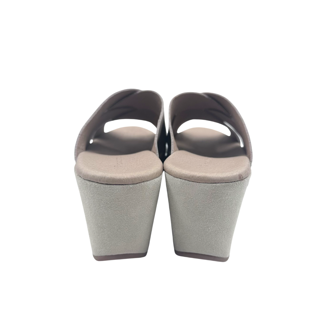 Chocolat Blu 8 Taupe Leather Slides