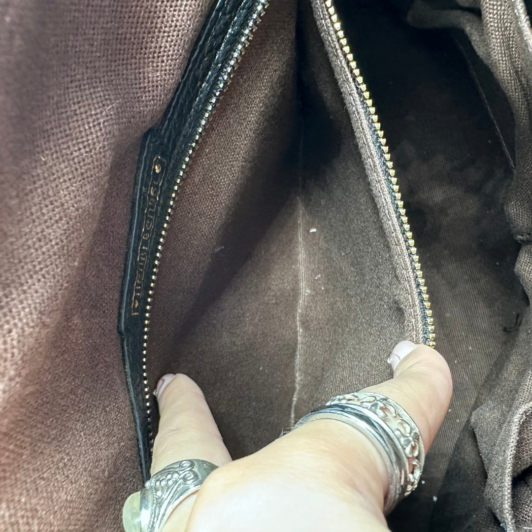 Henri Bendel Shopper
