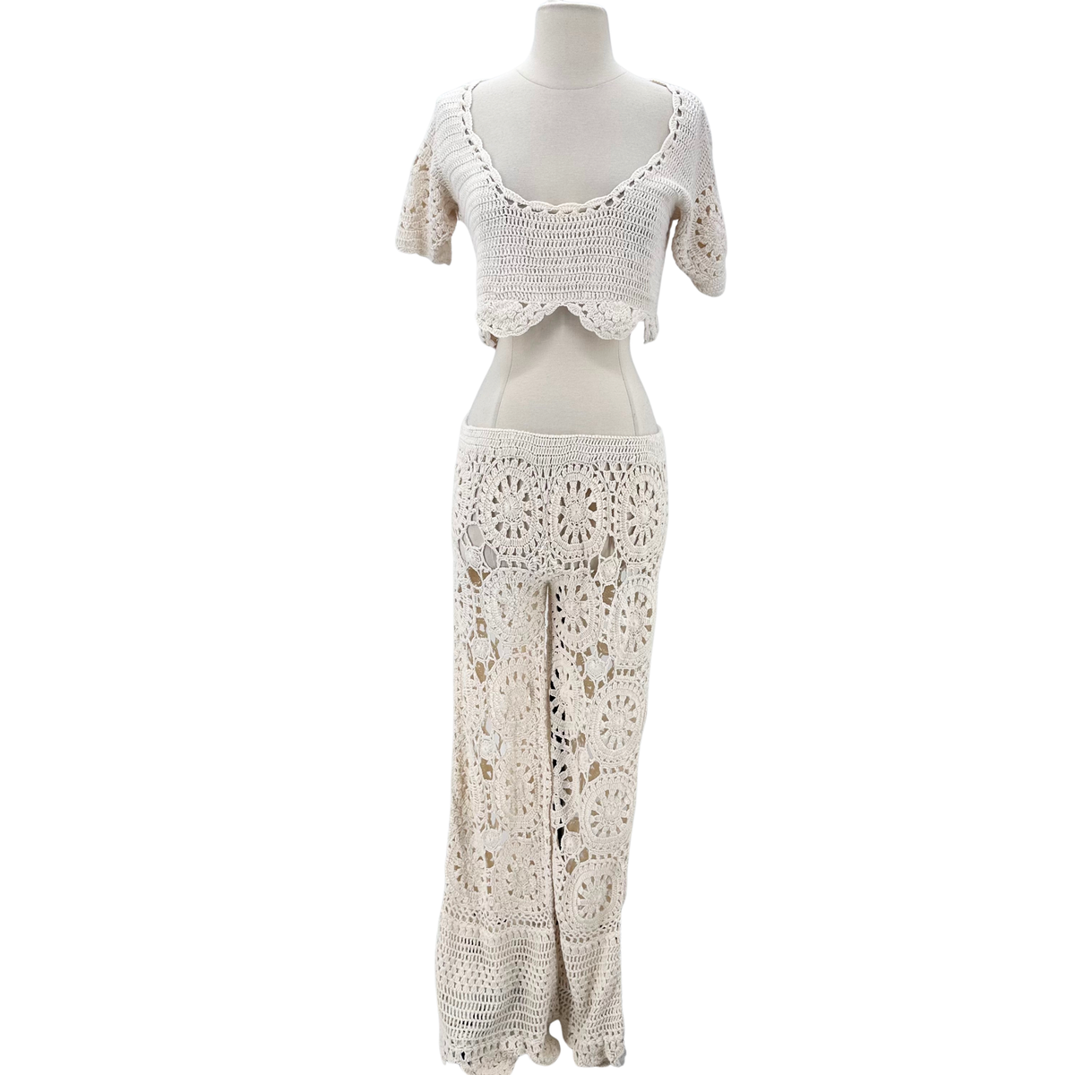 Akoia Cream 2PC Ensemble