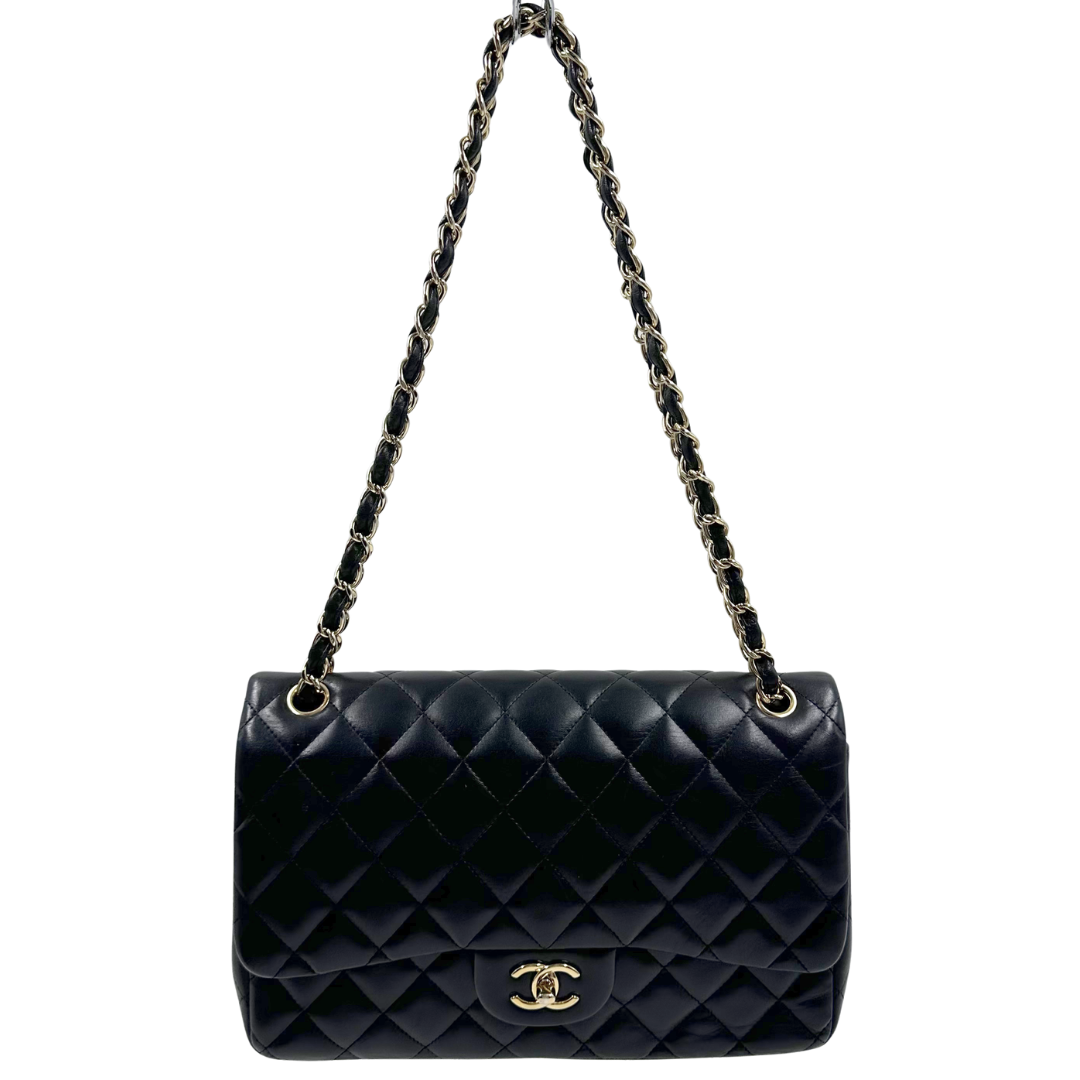 Chanel Classic Double Flap Jumbo Shoulder bag