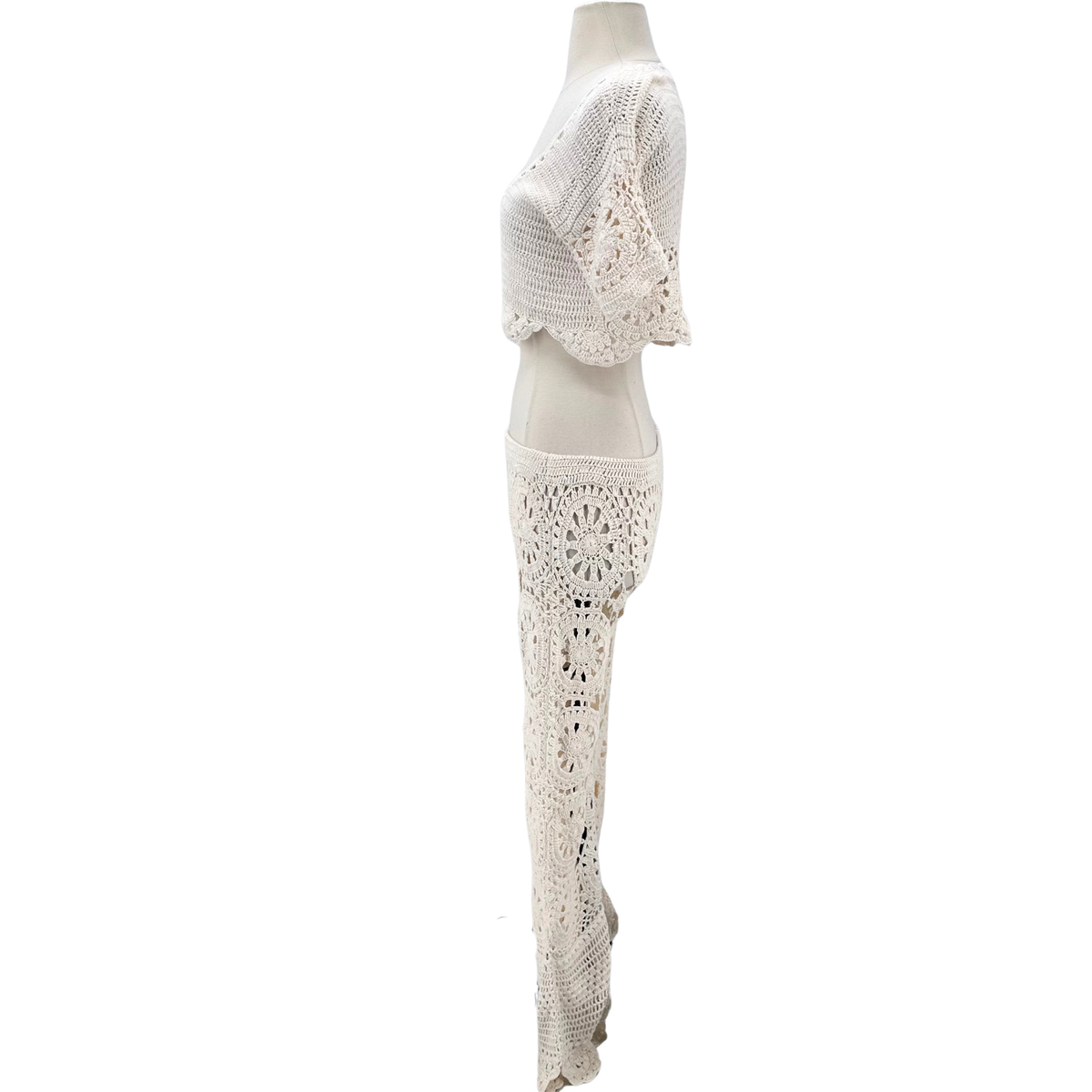 Akoia Cream 2PC Ensemble