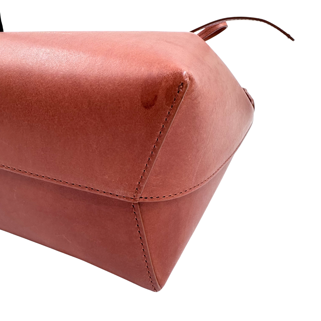 Mansur Gavriel Bucket