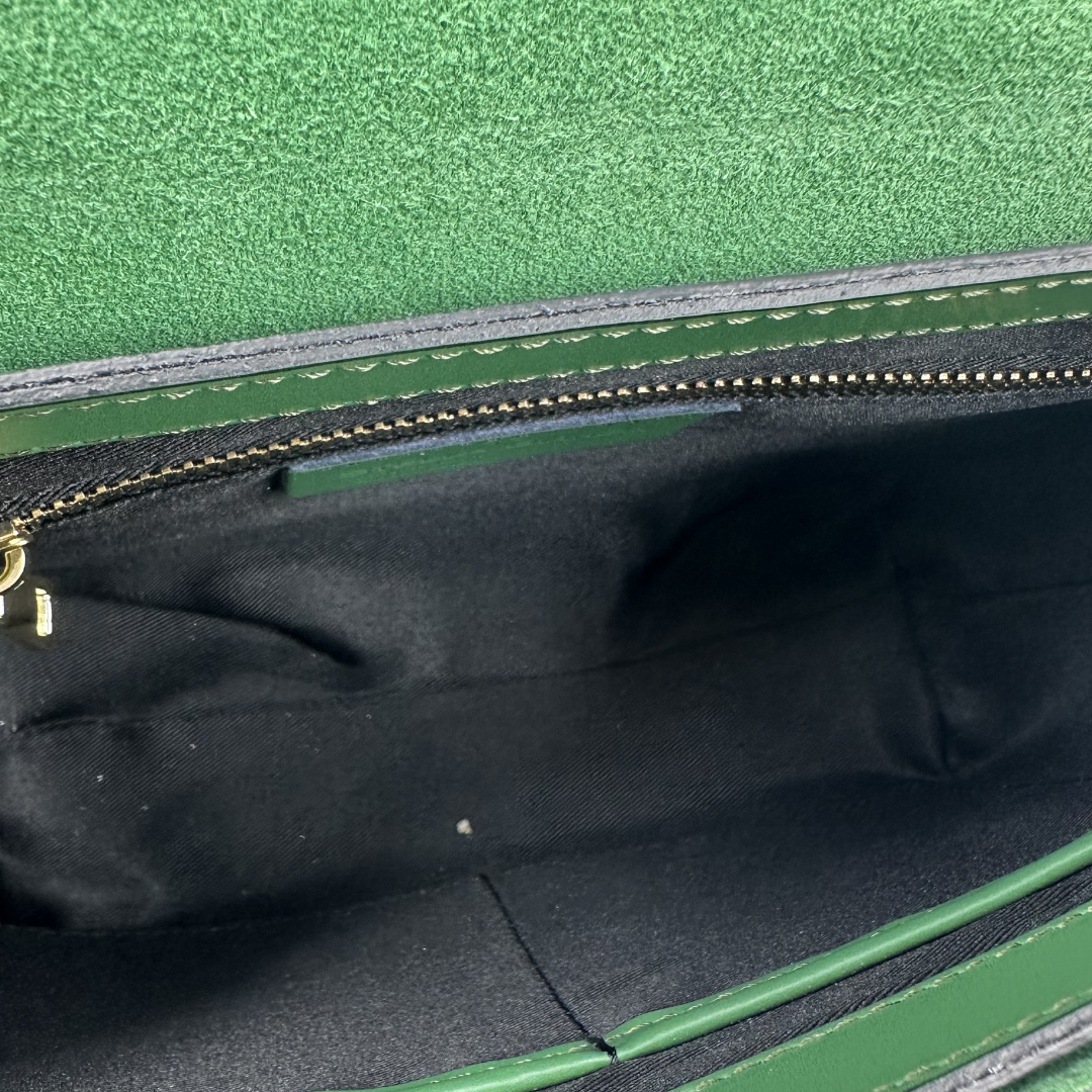 Stella Bianca Crossbody