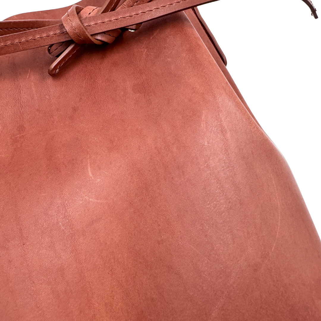 Mansur Gavriel Bucket